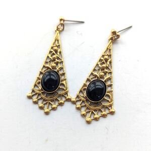 Vintage Art Deco Gold Tone Filigree Floral Faux Onyx Cabochon Post Earrings